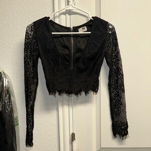 LF  Black Lace Long Sleeve  Crop Top xs